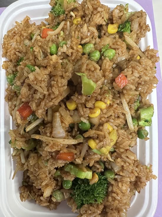 Vegetable Fried Rice 杂菜炒饭